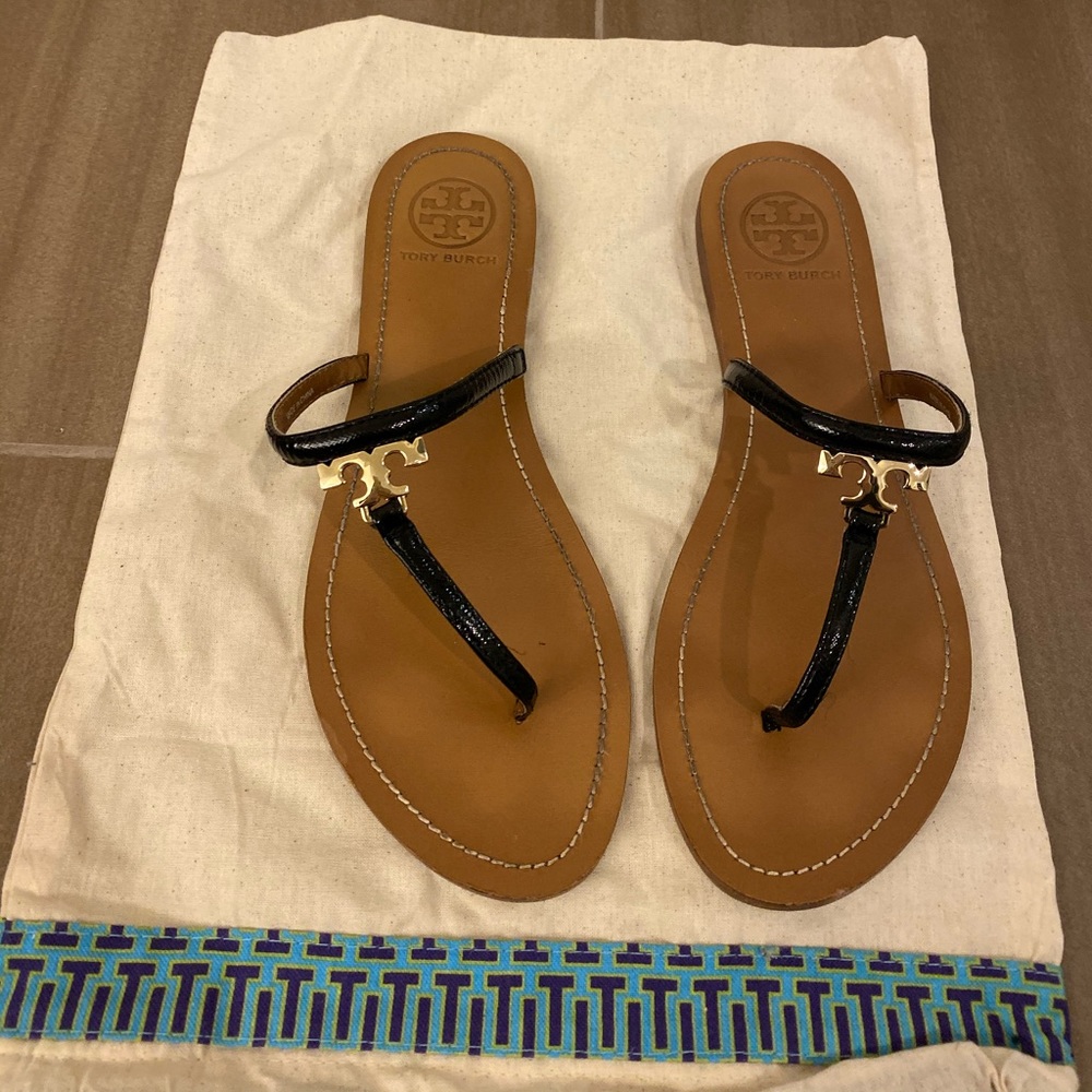 Tory Burch T-Strap Sandals. Black, Size 8.5